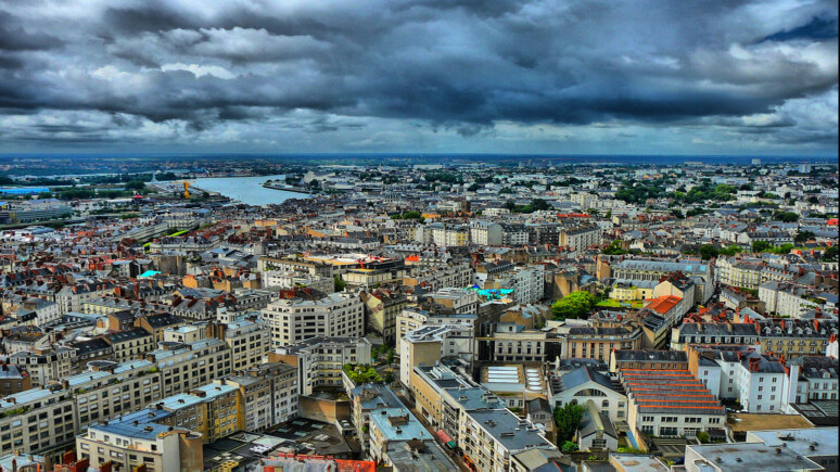Strasbourg Nantes location camion
